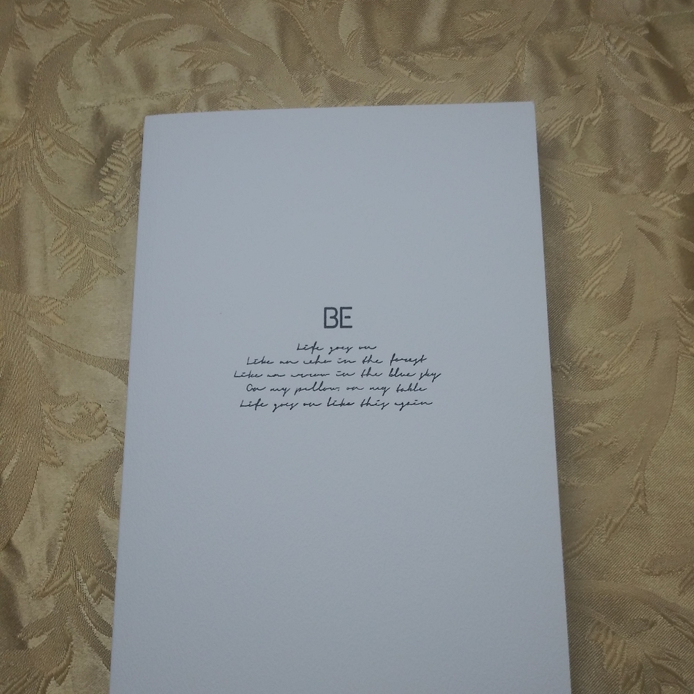 BTS BE album - Picture 3 of 14